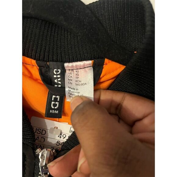 H&M Divided Women's Black Padded Oversized Bomber Jacket XS‎ NWT - Picture 5 of 11